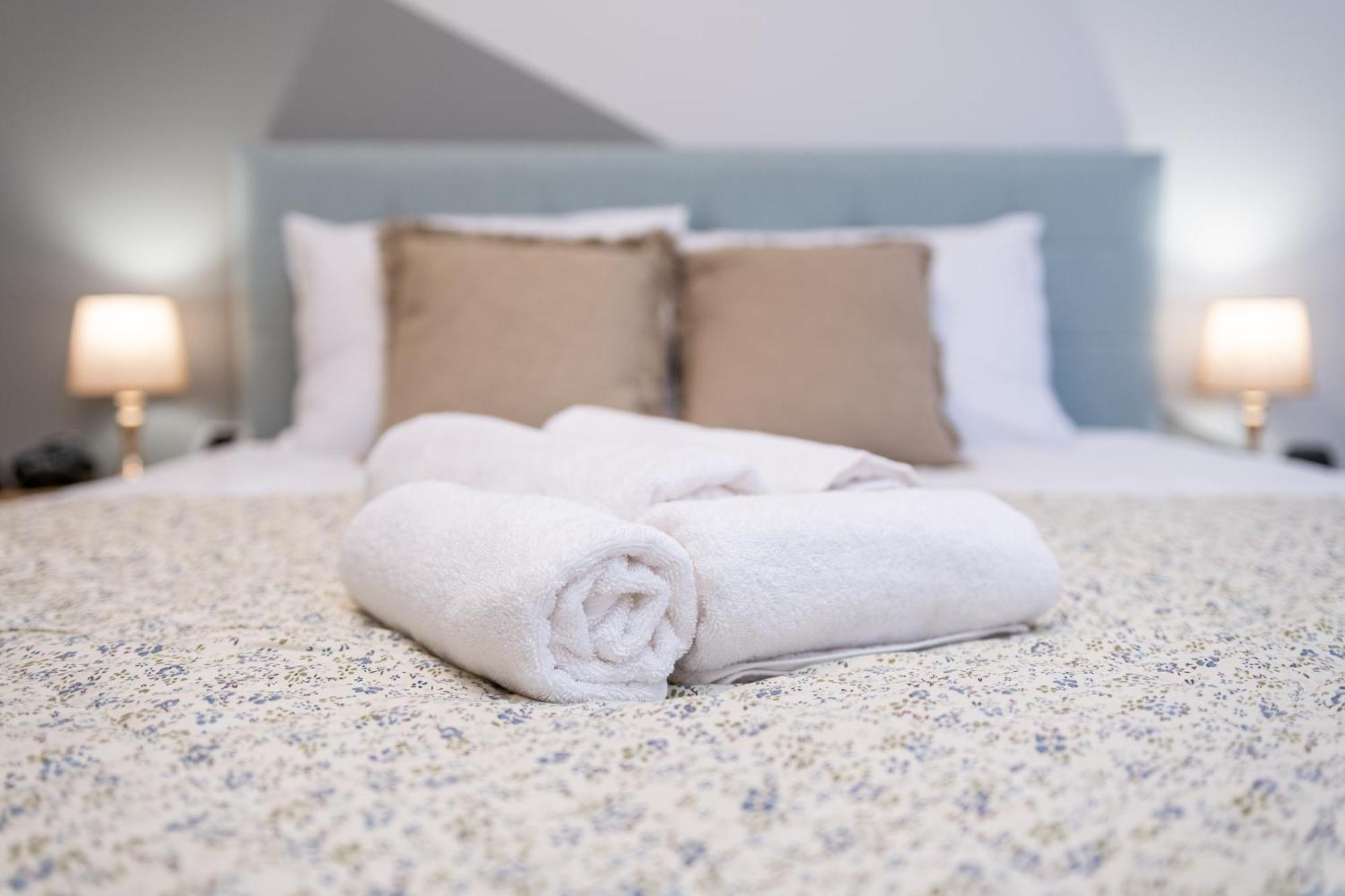Modern & Elegant City Center Apartments พลอฟดิฟ ภายนอก รูปภาพ