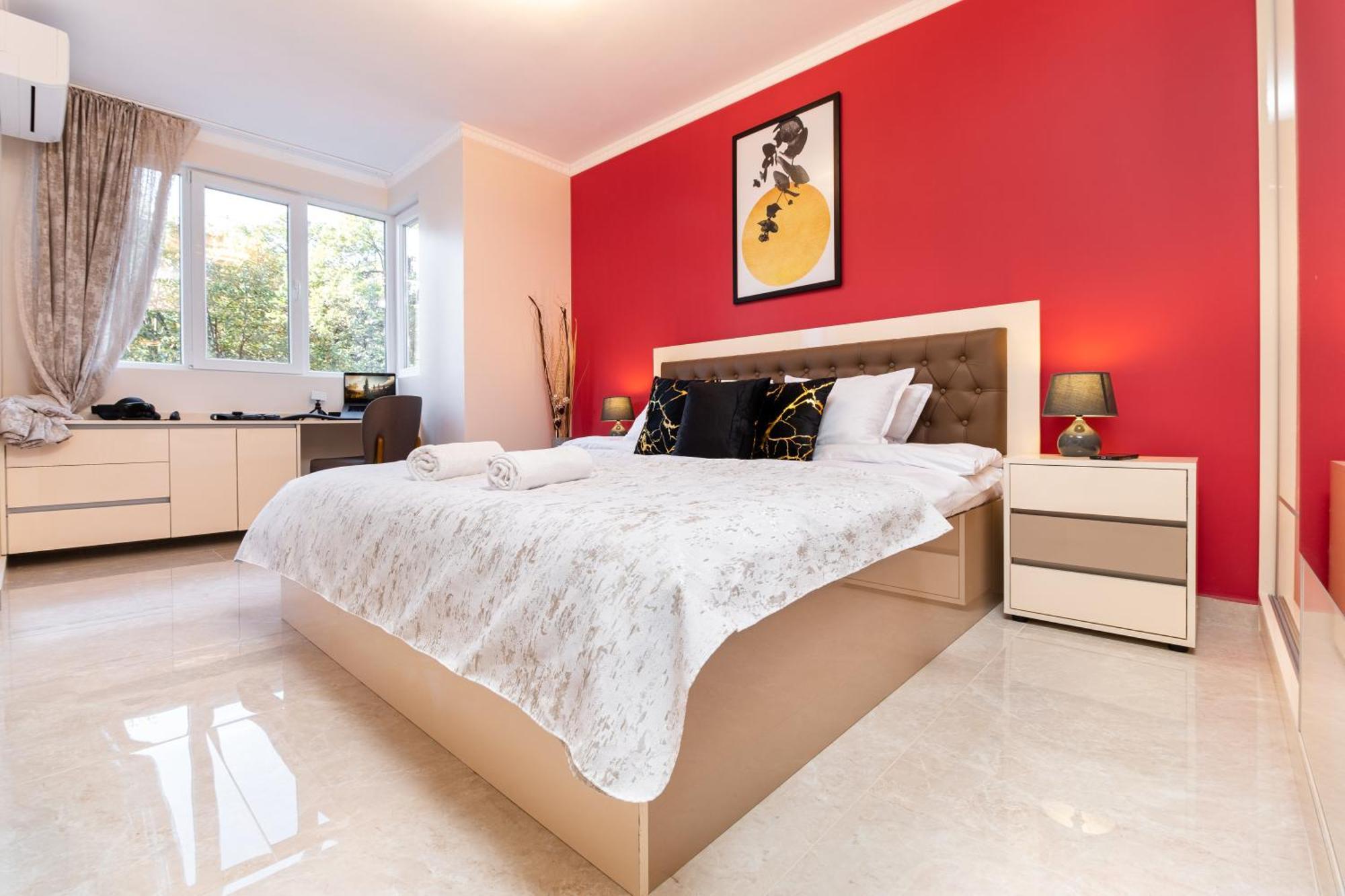 Modern & Elegant City Center Apartments พลอฟดิฟ ภายนอก รูปภาพ